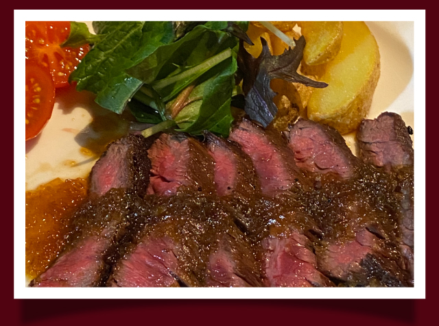 牛肉ハラミのステーキオニオンソース